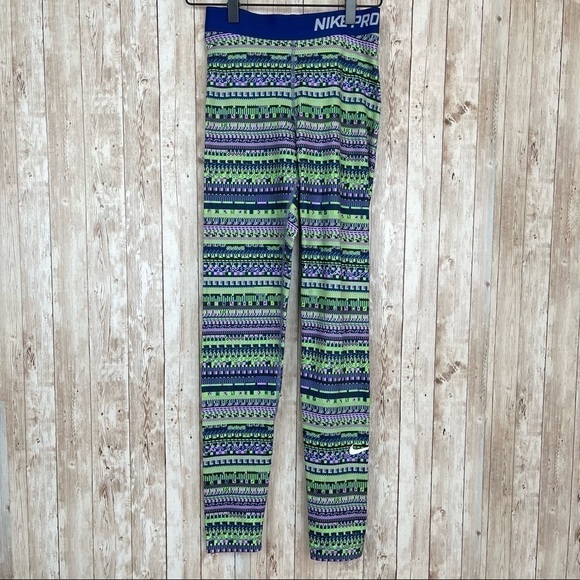 Nike Pro Aztec Dri-Fit Leggings Size Small Women - Picture 1 of 10